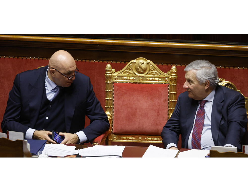 Il 13 maggio audizione di Tajani e Crosetto in commissione su Homurz