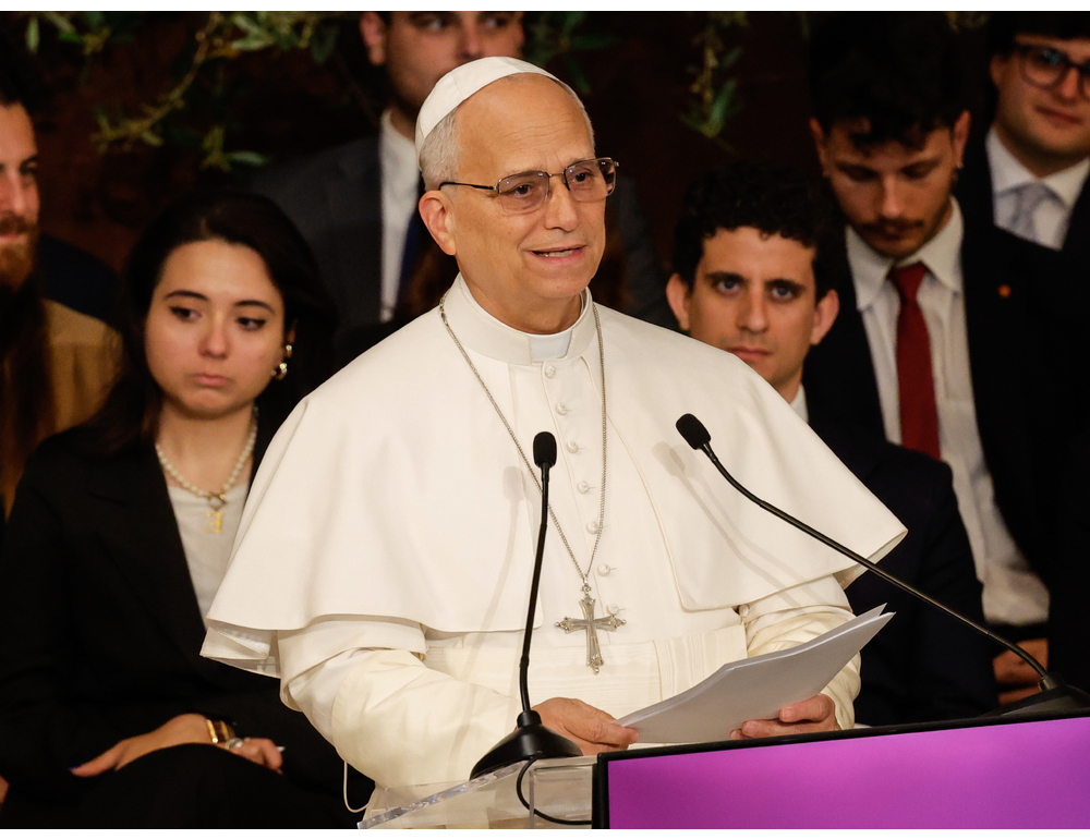 Il Papa, sbagliato chiamare difesa un riarmo che impoverisce