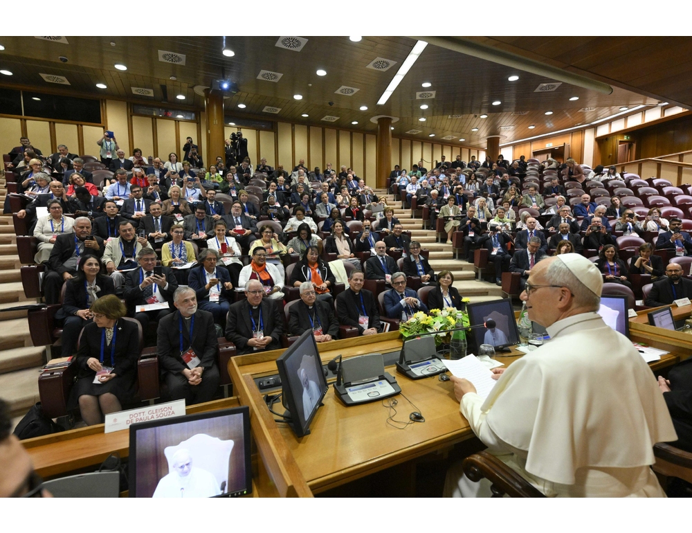 Il Papa, spero che la mia Enciclica sia risposta a sfide IA