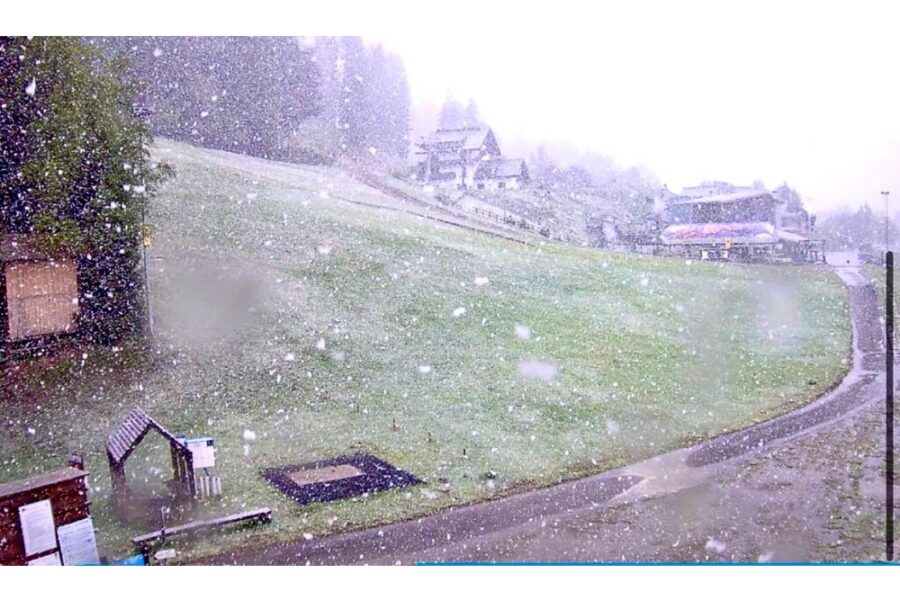 Nelle prime ore del pomeriggio fiocchi sulle montagne in provincia di Brescia