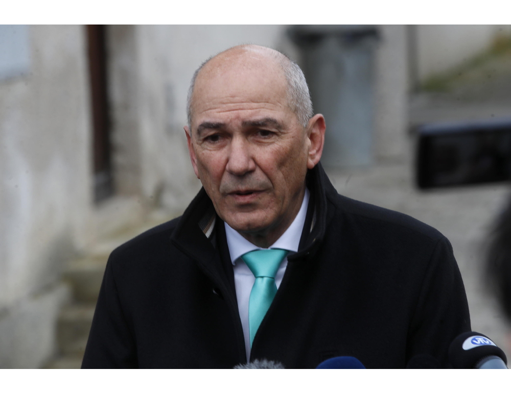 Il nazionalista Janez Janša rieletto premier in Slovenia