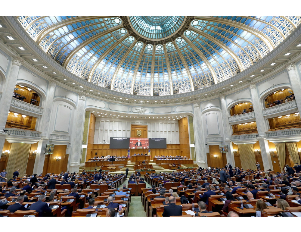 In Romania passa la mozione di sfiducia, cade il governo