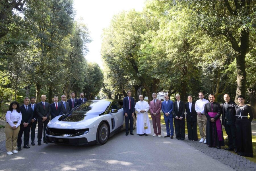 Presenti il presidente Elkann