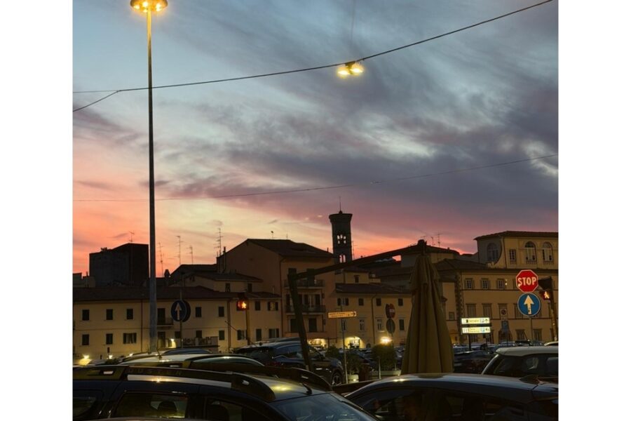 Fendente al cuore. Hanno molestato la donna e tentato rapina al 23enne che ora è grave