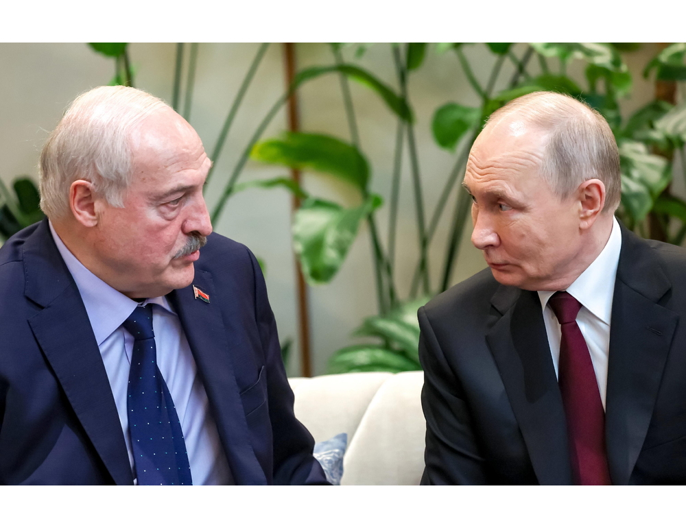 Lukashenko a Macron, ‘Meloni è una donna, non può mediare con Mosca’
