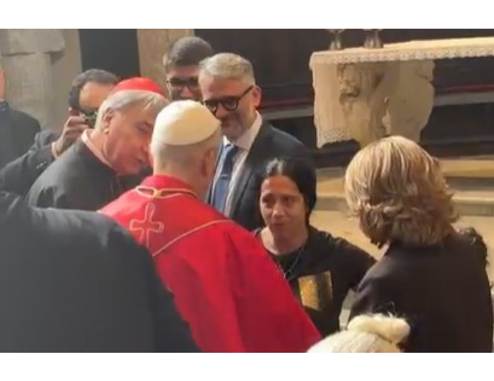 Mamma di Domenico incontra il Papa, ‘lo ricorderà nelle sue preghiere’