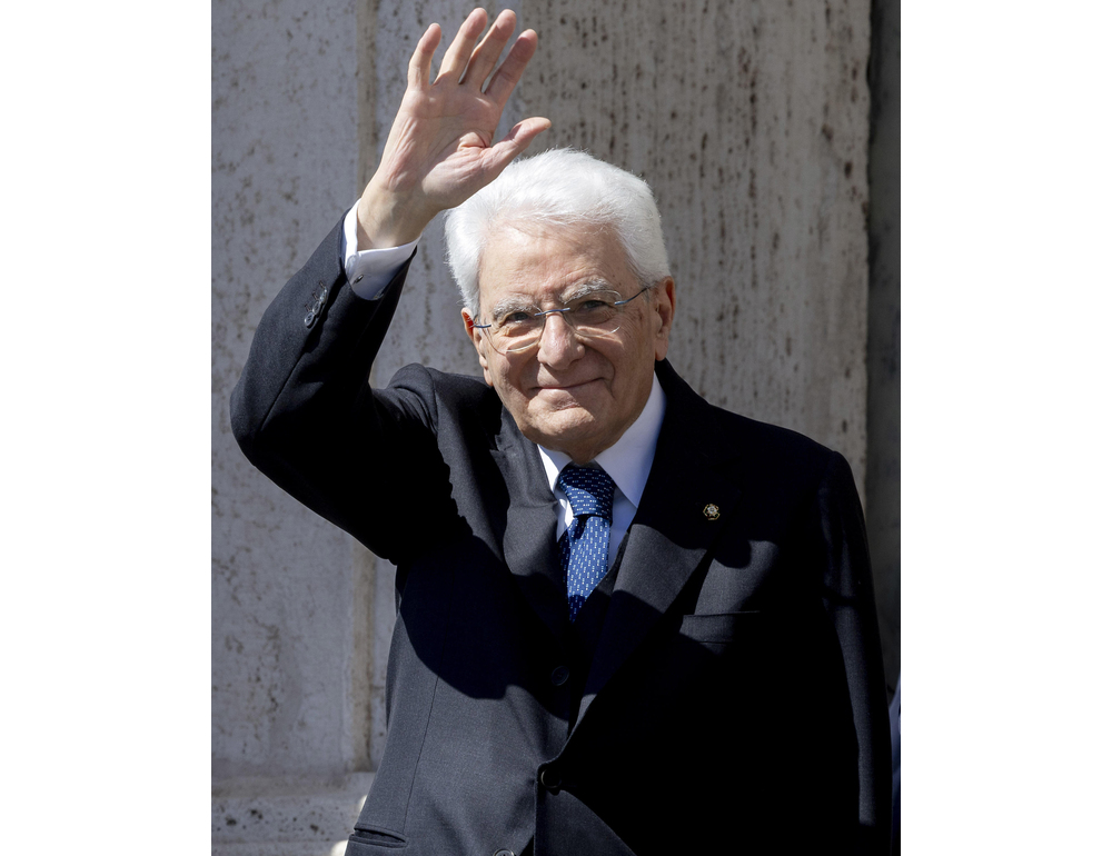 Mattarella, l’Esercito è fondamentale per salvaguardare l’indipendenza del Paese