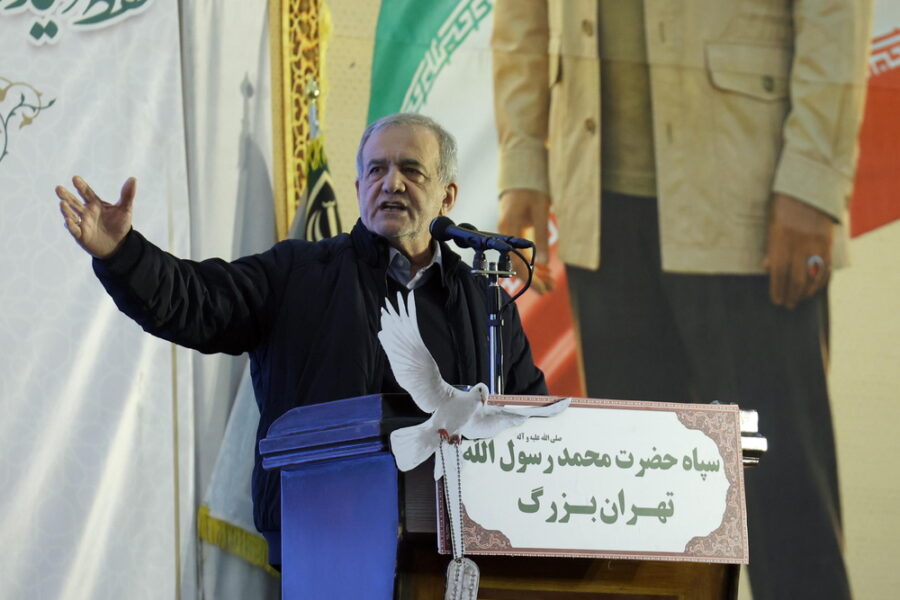 La notizia diffusa da Iran International. Il governo di Teheran replica all'Isna: 'Falso'