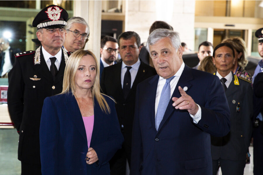 "Lesa dignità degli italiani