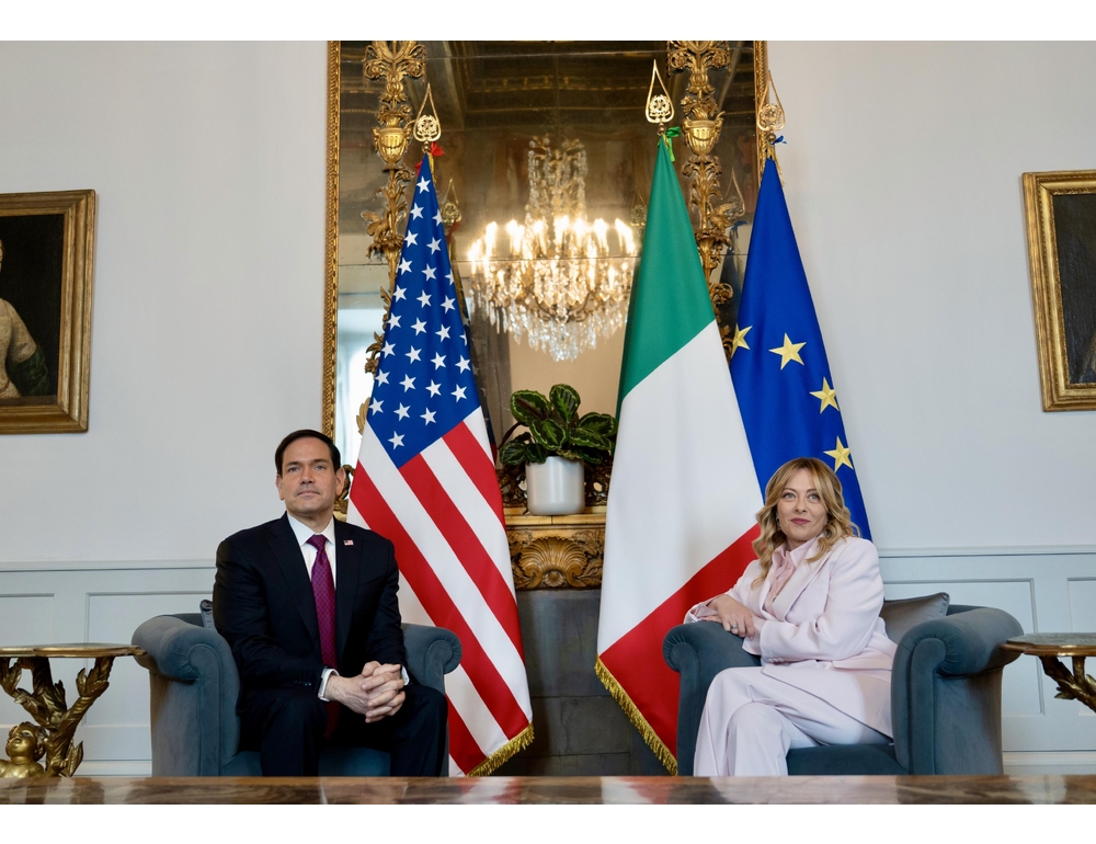 Meloni, l’Italia difende i suoi interessi come fanno gli Usa