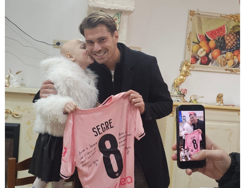Morta Alessia La Rosa, la ‘guerriera’ tifosa del Palermo calcio, aveva otto anni