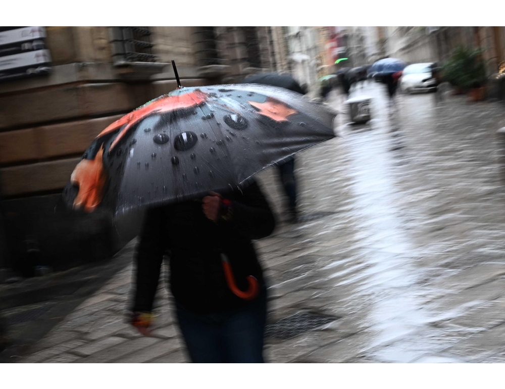 Persiste il maltempo localizzato con un calo delle temperature