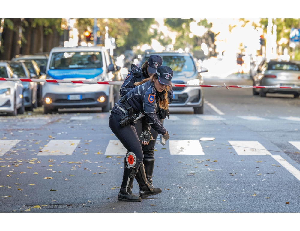 Pirata investe due sorelle sulle strisce a Milano, una muore