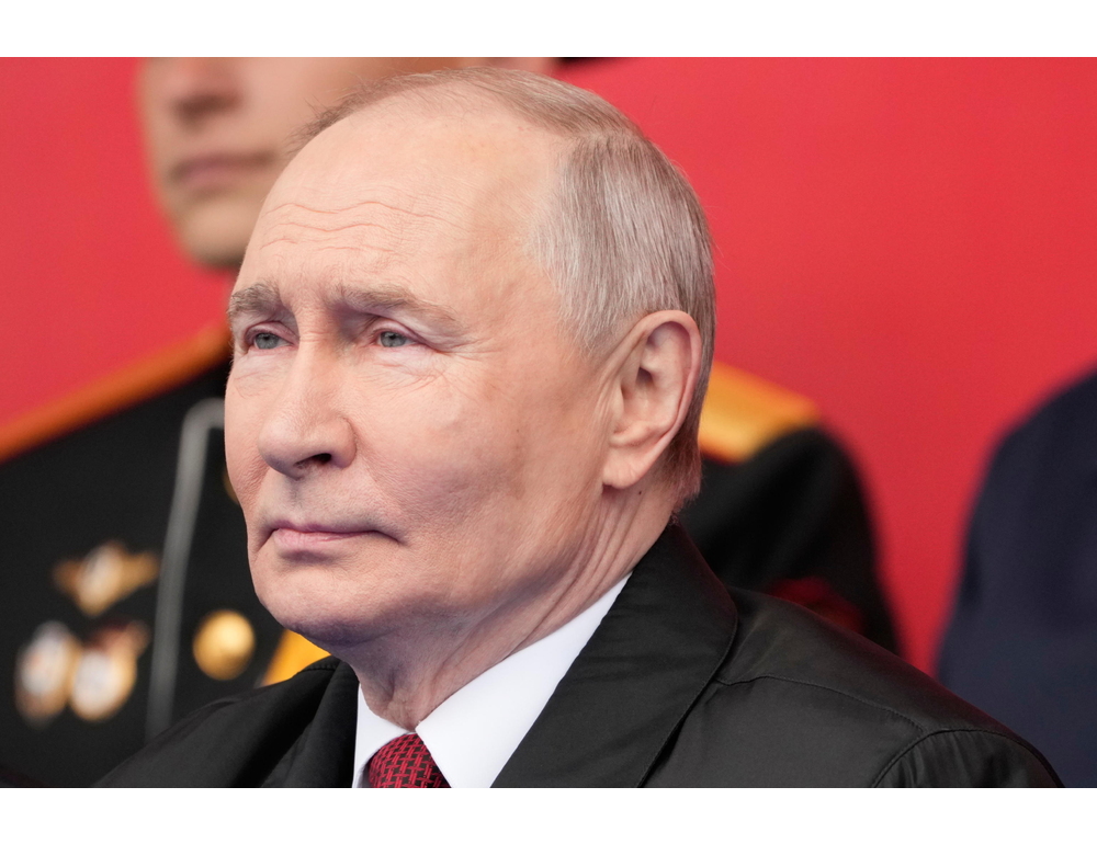 Putin, ‘pronti a negoziare con la Ue, preferirei Schroeder’