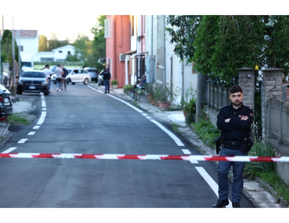 Sono due le persone ferite a Modena che hanno subito amputazioni