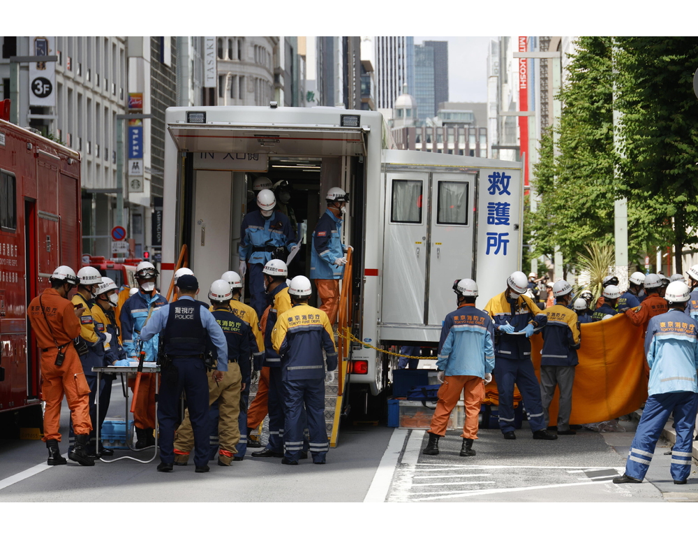 Spray irritante in un centro commerciale a Tokyo, il bilancio è di 25 intossicati