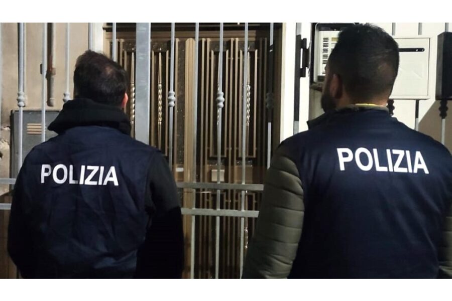 Già in carcere 4 giovani