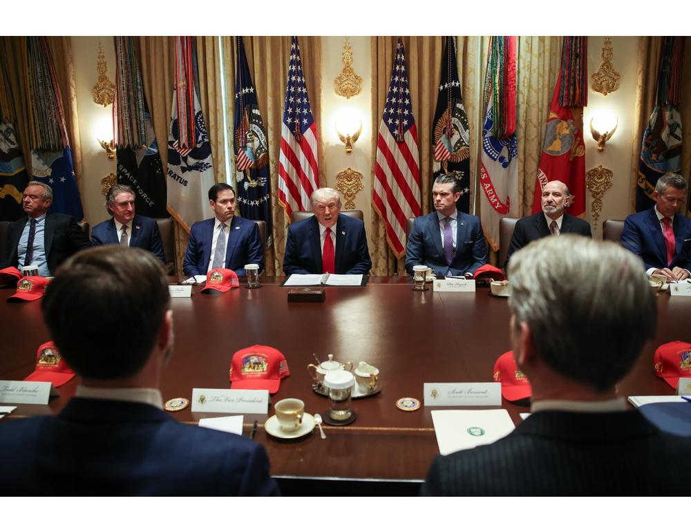 Trump, riunione nella Situation Room per decidere sull’Iran