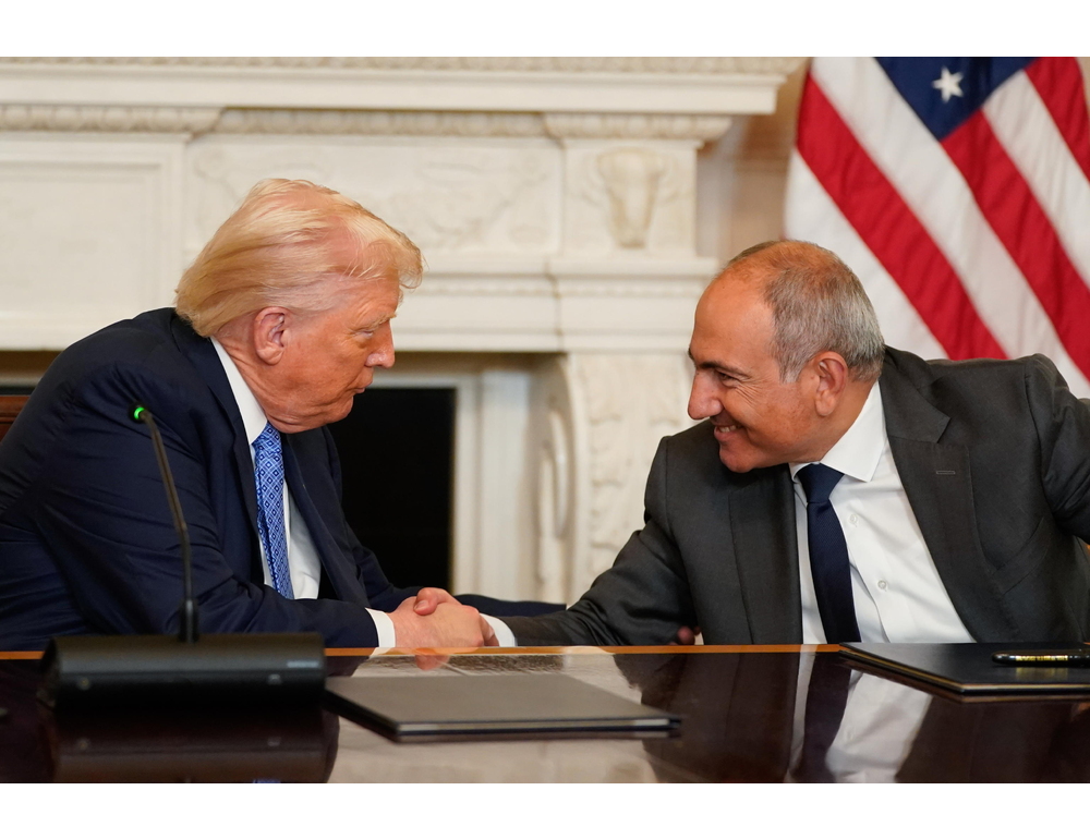 Trump sostiene la rielezione del premier dell’Armenia Pashinyan