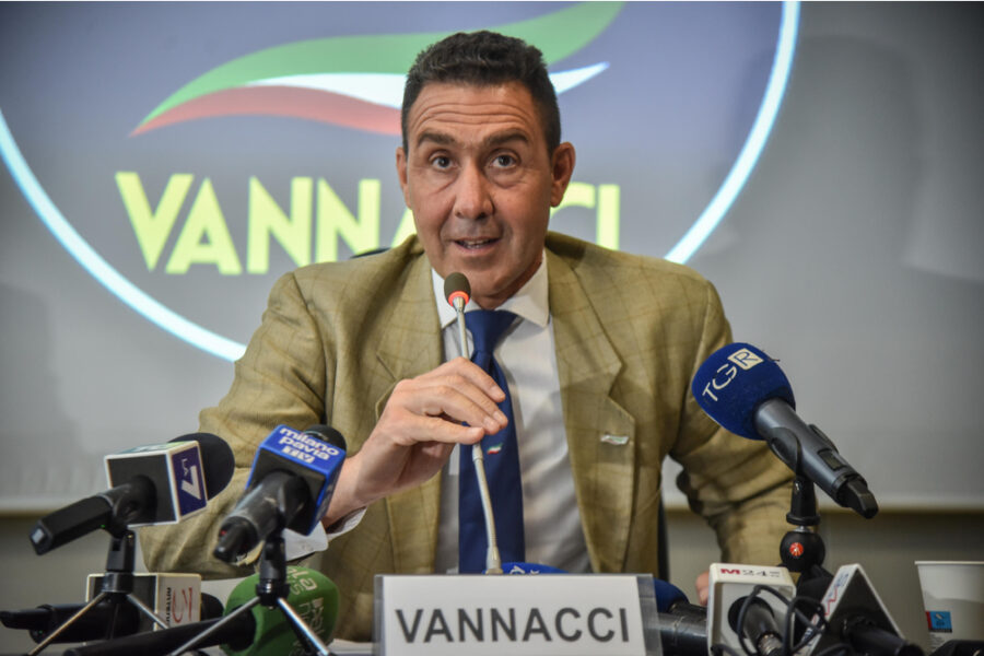 Leader di Fn: 'Se ci sarà coalizione serve focus su immigrazione e sicurezza'