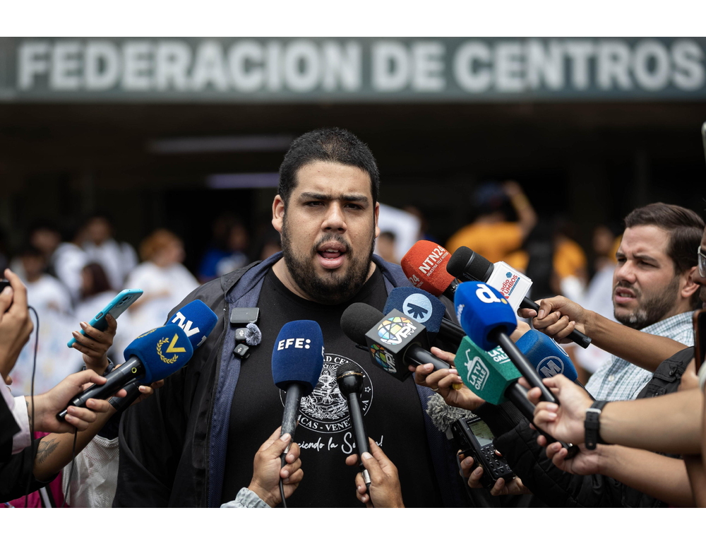 Venezuela, ultimatum degli studenti ‘liberare i detenuti politici’