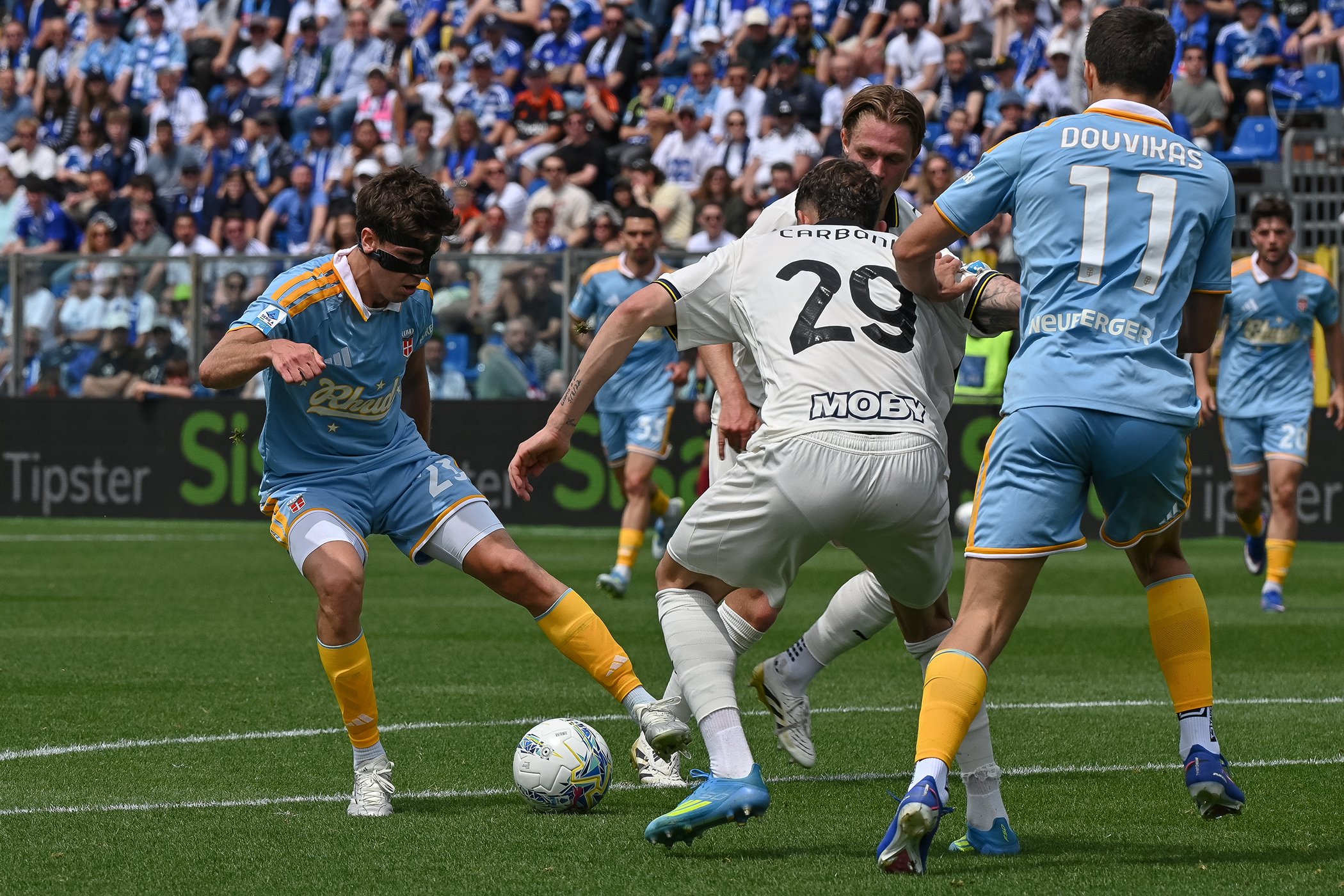 Sprint Champions: il Como non sbaglia col Parma e aggancia la Juventus
