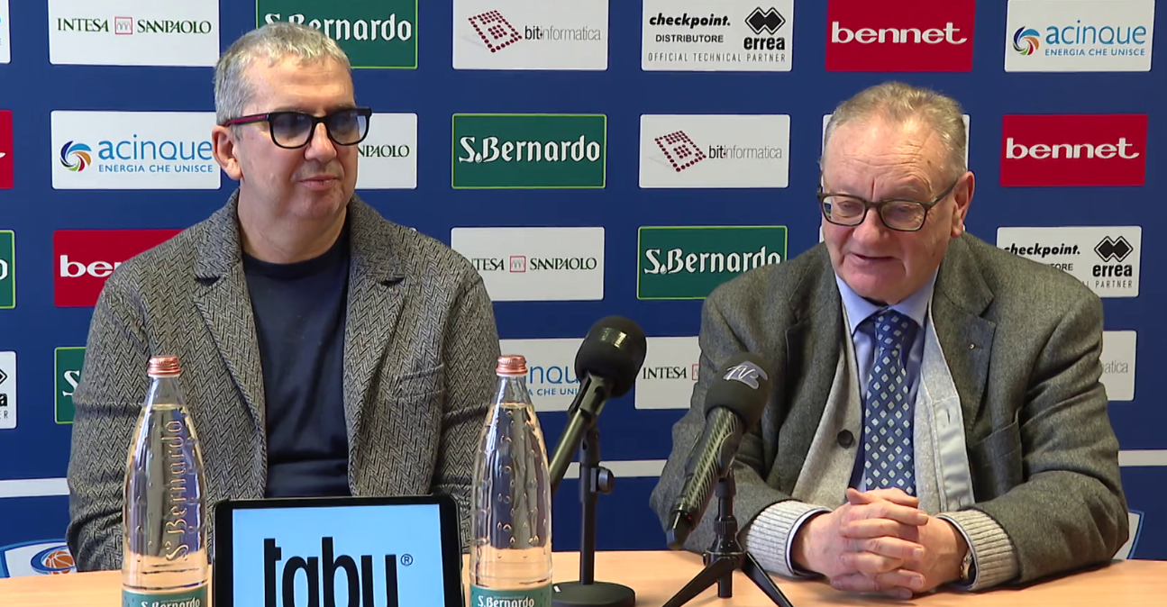 De Raffaele lascia Cantù.  Allievi: “Comprendiamo la sua decisione”