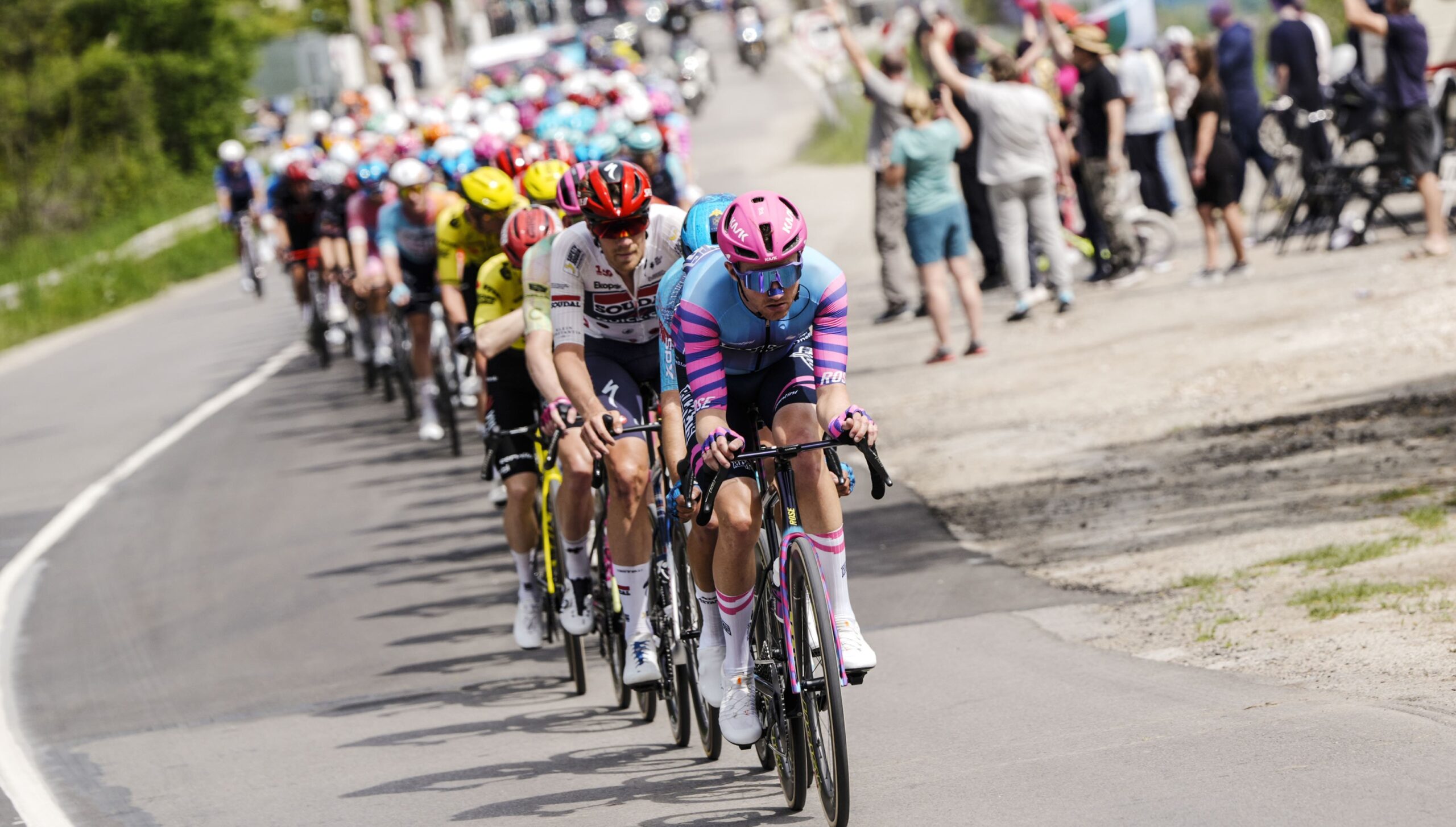 Tappa Bellinzona-Carì del Giro, strade chiuse e istruzioni per l’uso. Tutte le informazioni