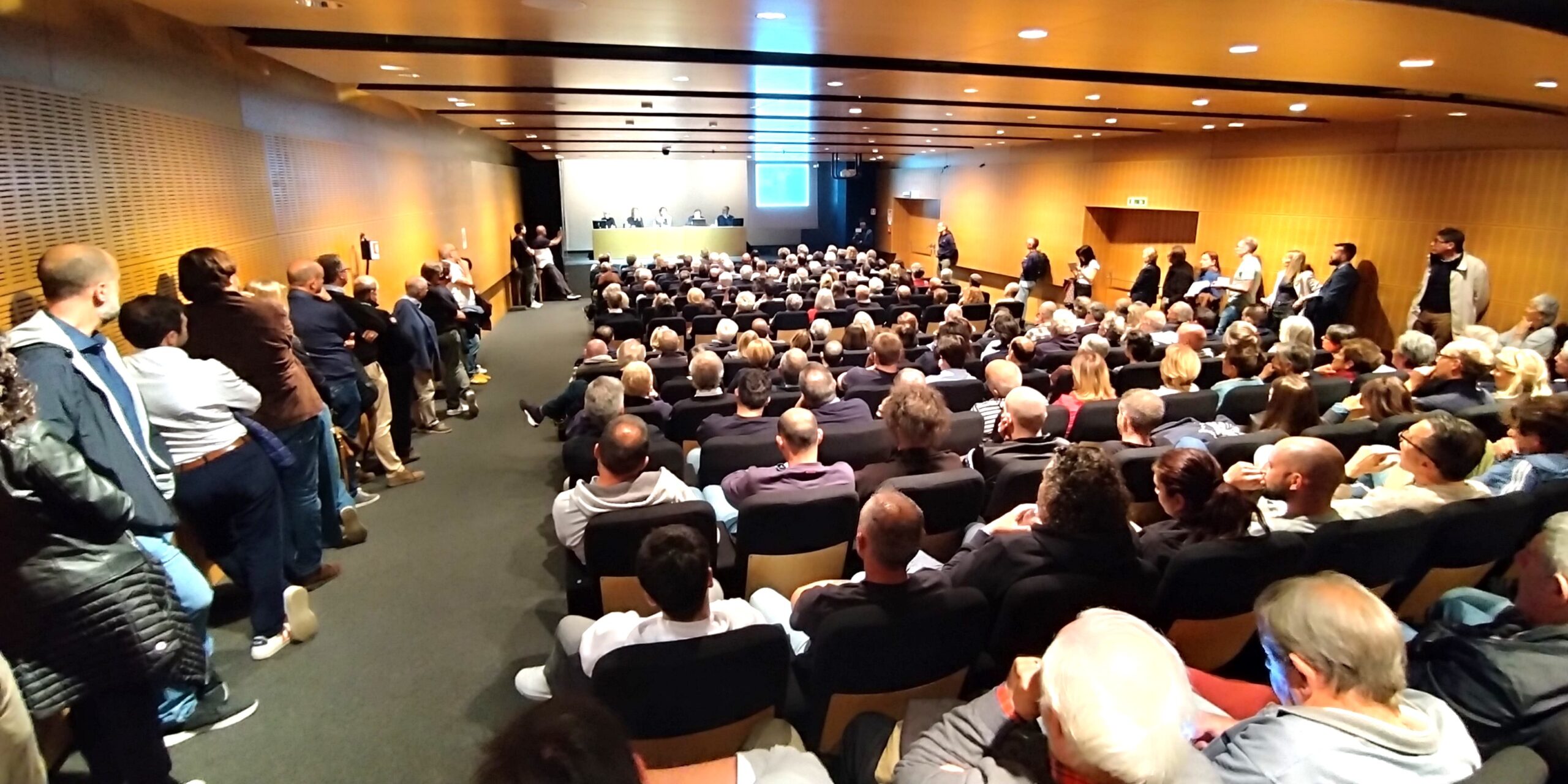 Dibattito sul nuovo stadio, tutto esaurito in biblioteca. “Chiediamo un confronto e un progetto equilibrato”