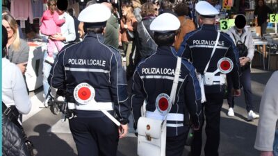 Occupazione abusiva, incuria del verde e rifiuti. Le multe della polizia locale