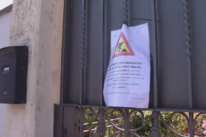 Como, lavori alla rete dell’acquedotto: corsia chiusa, un mese di disagi in via Sant’Abbondio