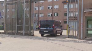 Aggrediti da un detenuto al Bassone, feriti due agenti della polizia penitenziaria