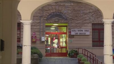 Manutenzione delle scuole di Como, escluso l’asilo di via Volta e la primaria di via Perti. Nova Como: “Scelta politica”