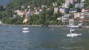 Barca privata blocca la partenza del battello, multa da 120 euro per il proprietario