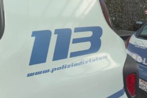 Donna derubata del bancomat a Como, 45enne arrestato dalla polizia