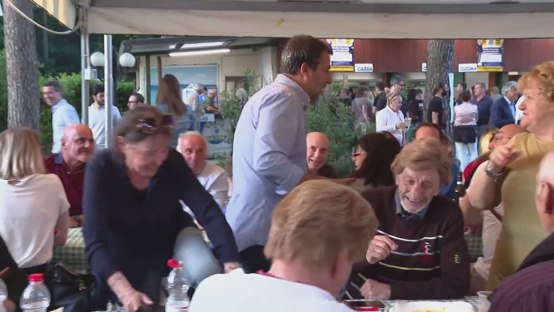 Salvini a Cantù: “A giorni la norma sugli autovelox”. E sulla moschea promette battaglia