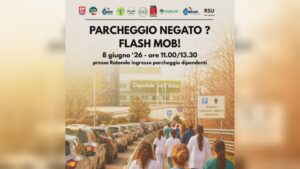 Caos parcheggi all’ospedale Sant’Anna, flash mob di sindacati e lavoratori: “Servono soluzioni”
