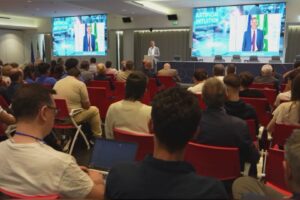 “Intuizione artificiale”, una nuova frontiera per l’IA. Fermi: “Grande facilitatore”