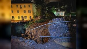 Nubifragio sul Lario con pioggia e grandine. Lariana chiusa, disagi in tutto il territorio