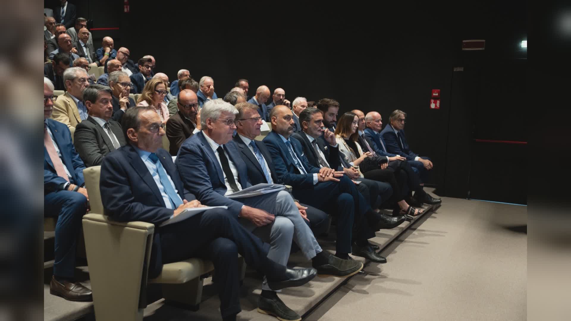 Confindustria Como, oggi l’assemblea privata dei soci. Intitolata una sala a Verga