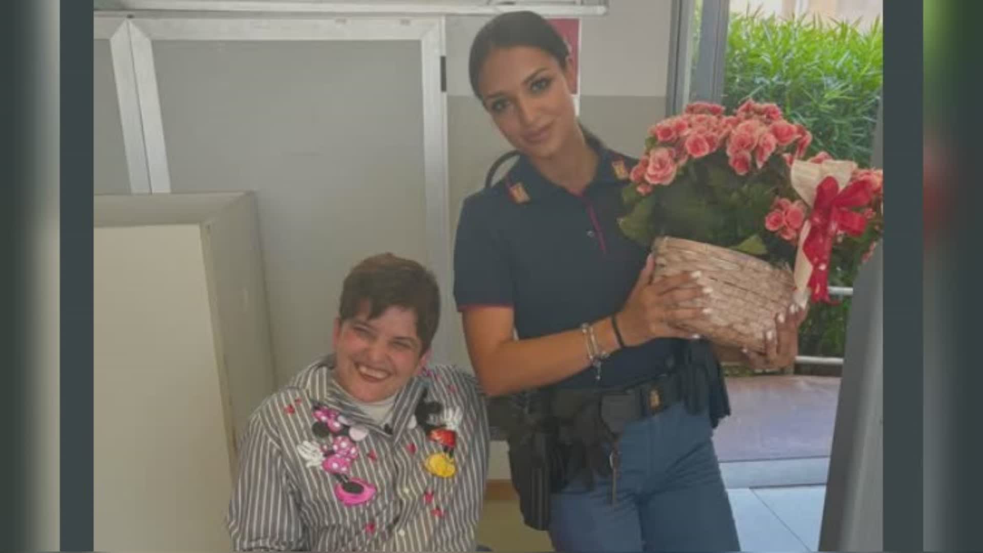 Salvata da un tentativo di truffa, il ringraziamento alla poliziotta