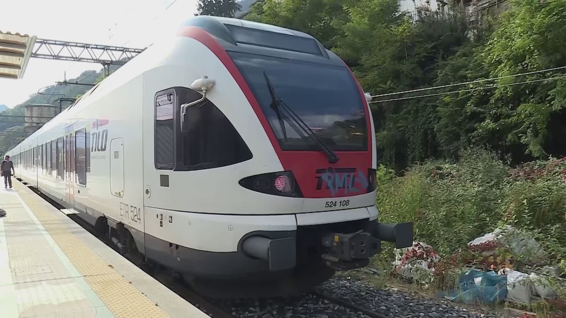 Treni: ritardi sulla linea Milano-Como-Chiasso. Guasto a Desio e lavori di manutenzione