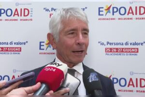 Il Como battezza la Serie A a Udine il 22 agosto alle 18. Abodi: “Una società di stile”