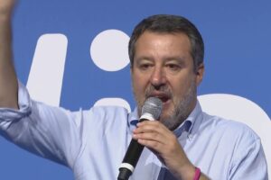 Amministrative 2027, la Lega vuole governare Como. Salvini: “Sui candidati sindaci scelga la piazza”