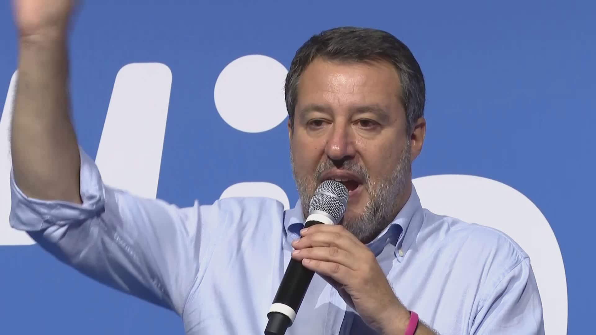 Amministrative 2027 a Como, il vicepremier Salvini: “Sui candidati sindaci scelga la piazza”
