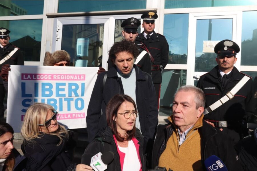Dopo diniego Azienda sanitaria. Domani autodenuncia di Cappato e disobbedienti a Trieste