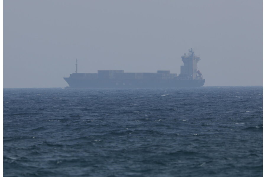 A circa 40 miglia nautiche a sud-est di Umm Qasr