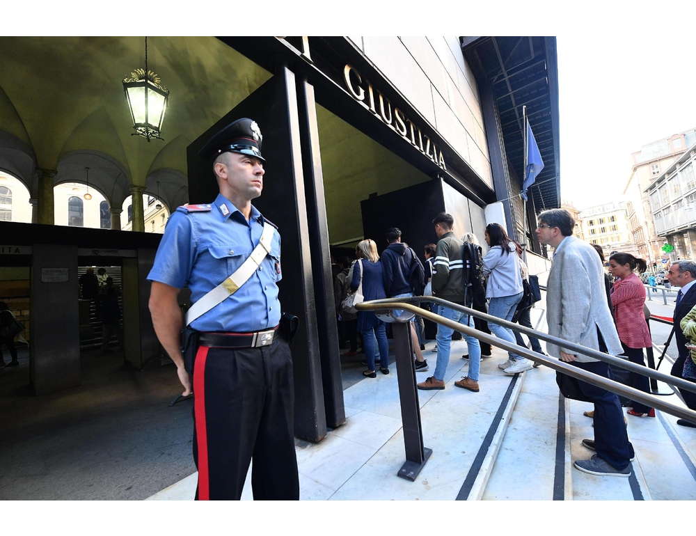 Anarchici indagati per terrorismo a Genova, per il Riesame manca il fumus del reato