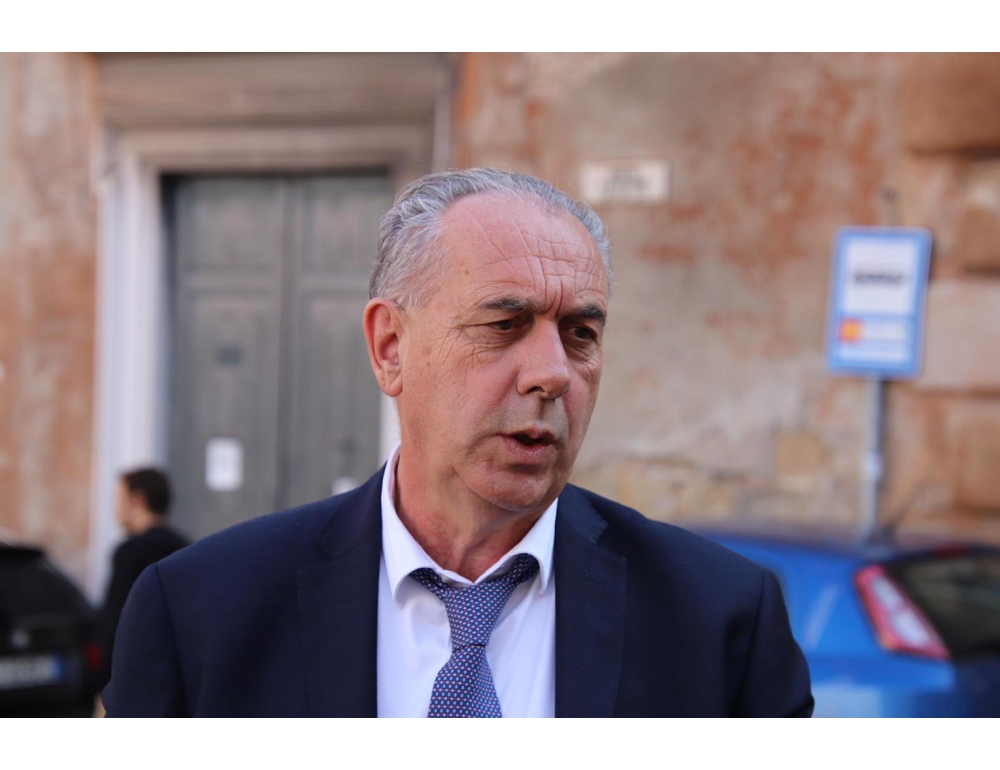 Ballottaggi: Legnini verso la vittoria a Chieti, è al 52,61%