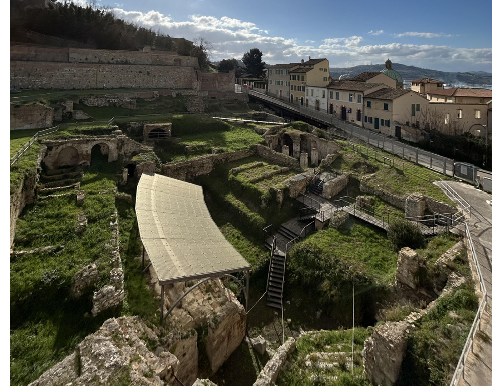 Caldo: ad Ancona sospese le visite guidate all’Anfiteatro romano